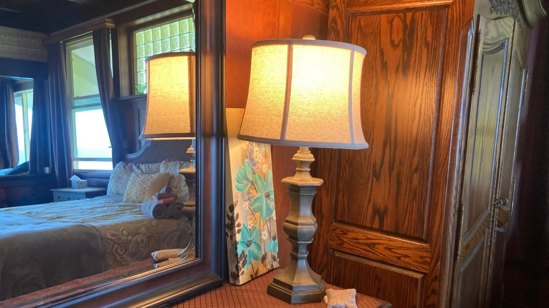 Hilo Bay Oceanfront Bed And Breakfast